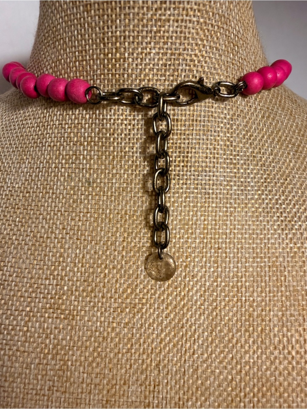 Bold Pink Beaded Necklace - Picture 4 of 7